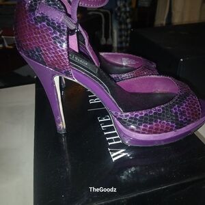 Elegant Purple Patterned Heels